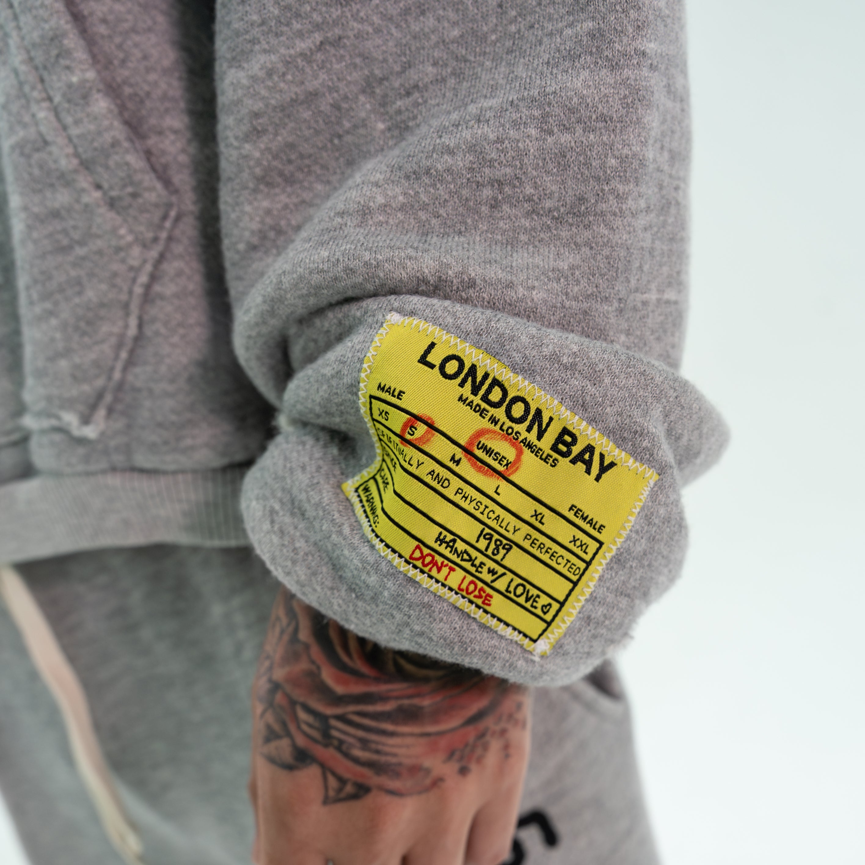 QUE SERA SERA HOODIE